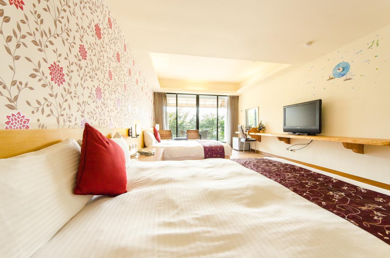 Kenting White Hotel Hengchun Exterior photo